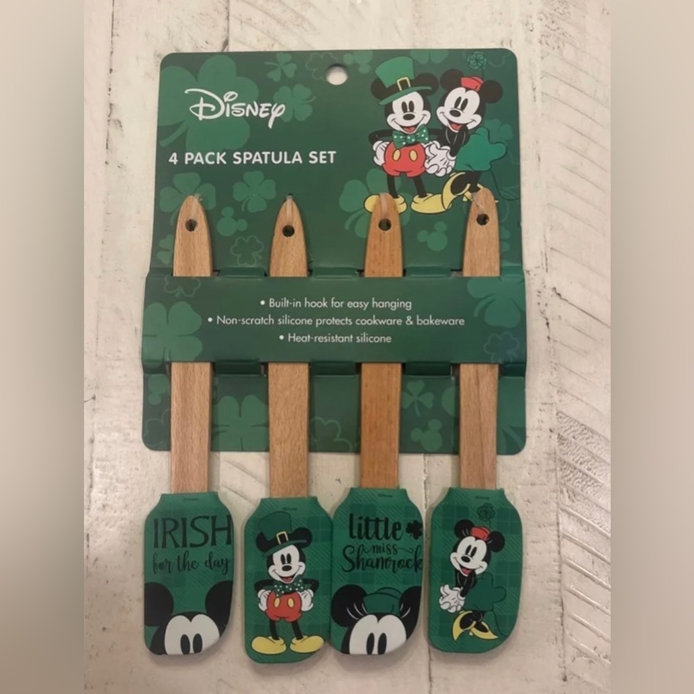 Disney Minnie and Mickey Mouse St. Patrick’s kitchen silicone spatula set